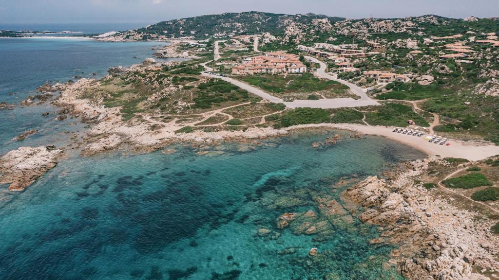 Отель Mangia'S Santa Teresa Sardinia, Curio Collection By Hilton Санта-Тереза-Галлура Экстерьер фото